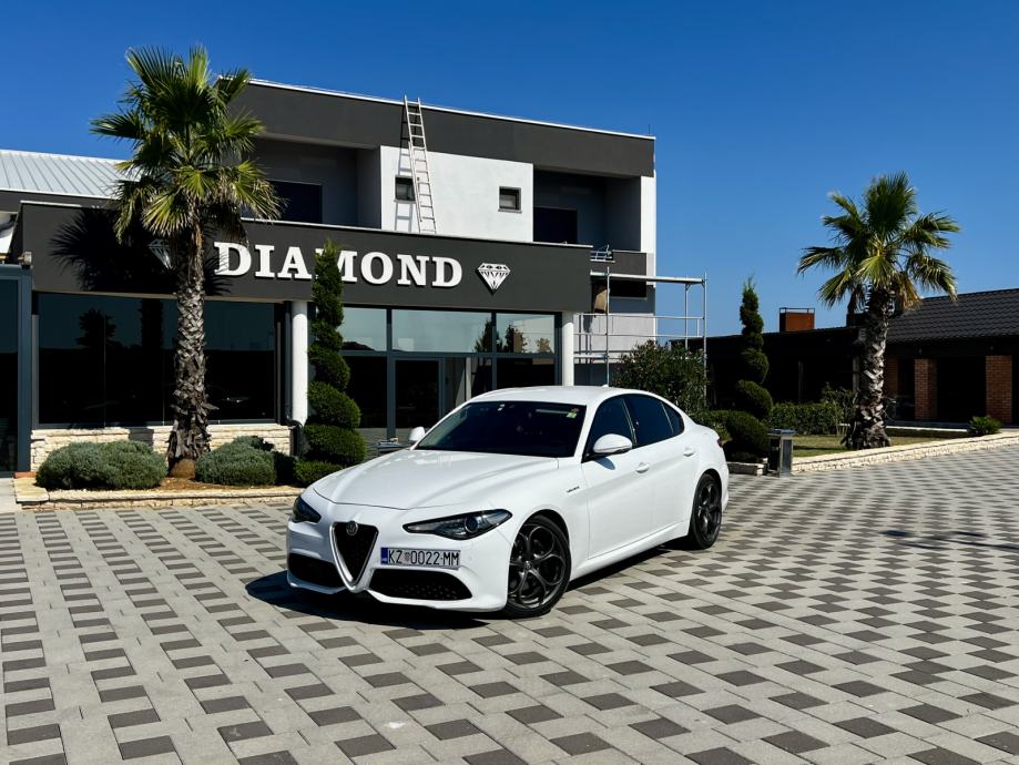 Alfa Romeo Giulia 2,2 JTD, fotografija 14