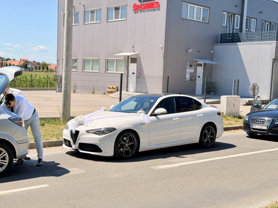 Alfa Romeo Giulia 2,2 JTD, fotografija 4
