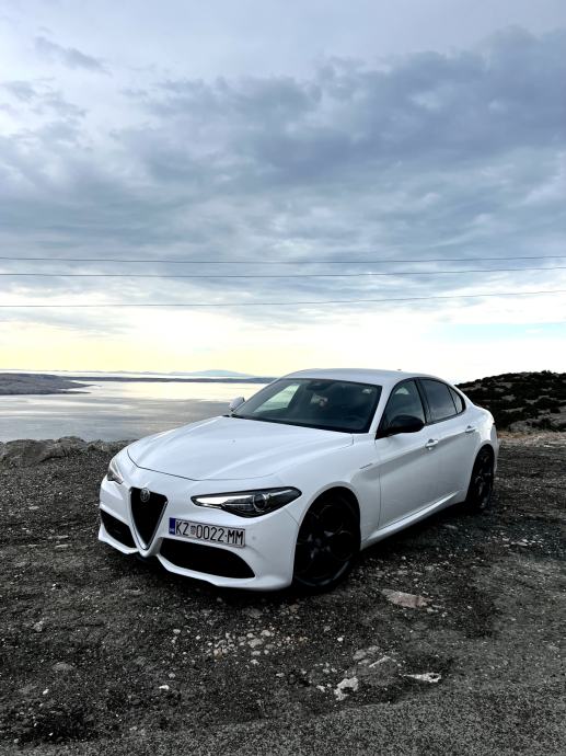 Alfa Romeo Giulia 2,2 JTD, fotografija 17