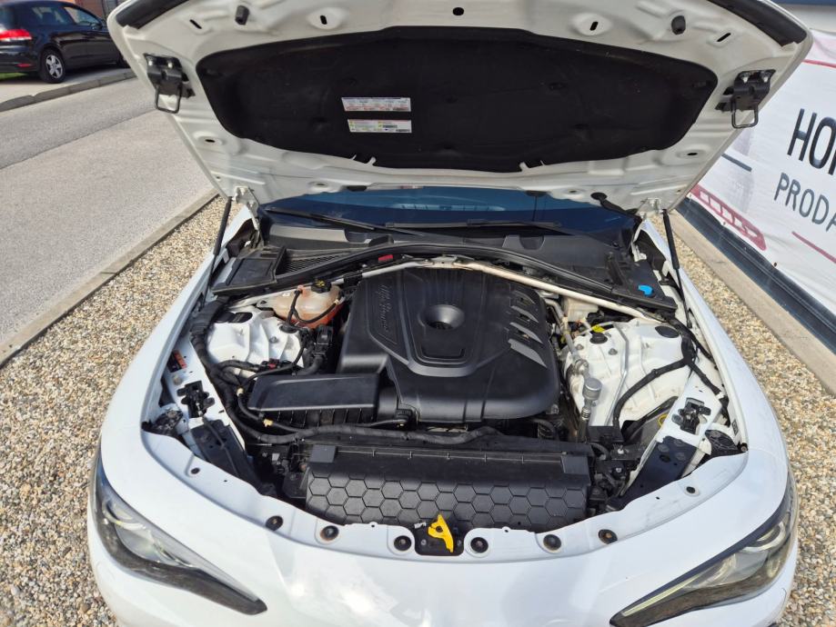 Alfa Romeo Giulia 2,2 JTDm Sport Automatic,savršeno stanje,ko nova, fotografija 19