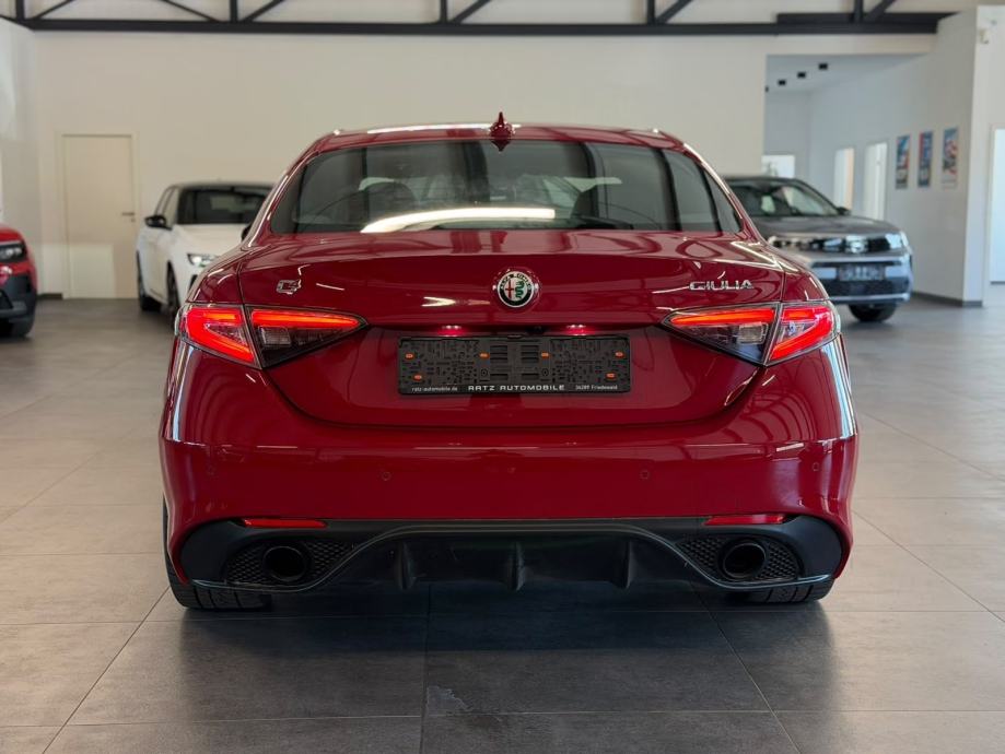 Alfa Romeo Giulia 2,2 Veloce * RJEŠAVAMO LEASING *, fotografija 2