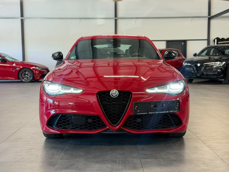 Alfa Romeo Giulia 2,2 Veloce * RJEŠAVAMO LEASING *, fotografija 7