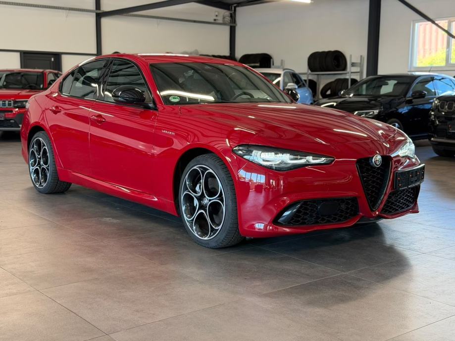 Alfa Romeo Giulia 2,2 Veloce * RJEŠAVAMO LEASING *, fotografija 3
