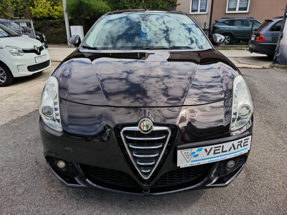 Alfa Romeo Giulietta 1,4 D. N. A. TURISMO, SERVISNA, JAMSTVO, REG 1 G, fotografija 4