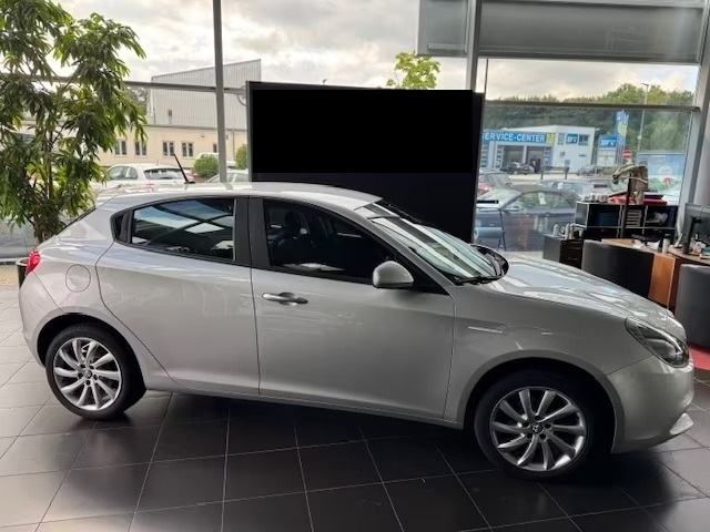 Alfa Romeo Giulietta 1,4 * RJEŠAVAMO LEASING *, fotografija 3