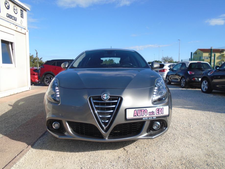 Alfa Romeo Giulietta 1,4 TB 16V PLIN, fotografija 7