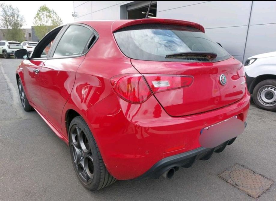 Alfa Romeo Giulietta 1,4 TB 170 SUPER TCT***JAMSTVO***TOP STANJE***, fotografija 3