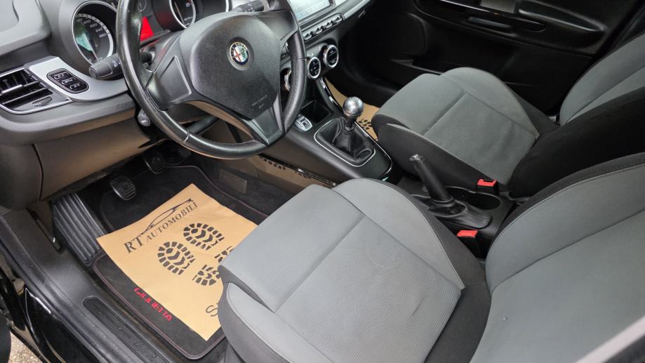 Alfa Romeo Giulietta 1,4TB 16V TURISMO,138 tkm, klima, tempo, ODLIČNA, fotografija 13