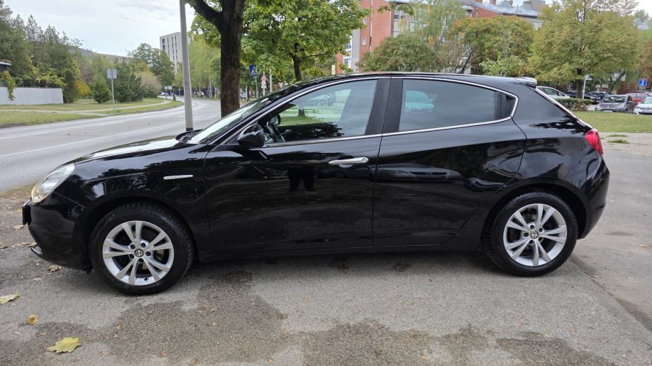 Alfa Romeo Giulietta 1,4TB 16V TURISMO,138 tkm, klima, tempo, ODLIČNA, fotografija 10
