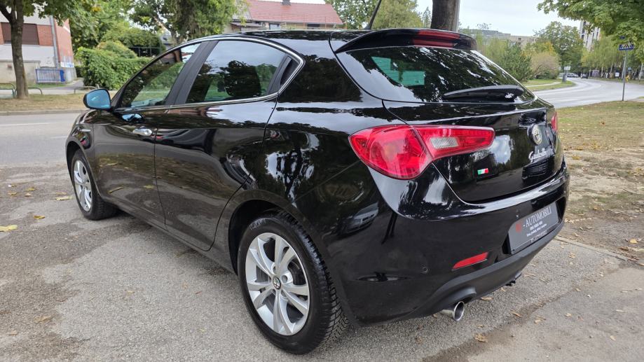 Alfa Romeo Giulietta 1,4TB 16V TURISMO,138 tkm, klima, tempo, ODLIČNA, fotografija 5