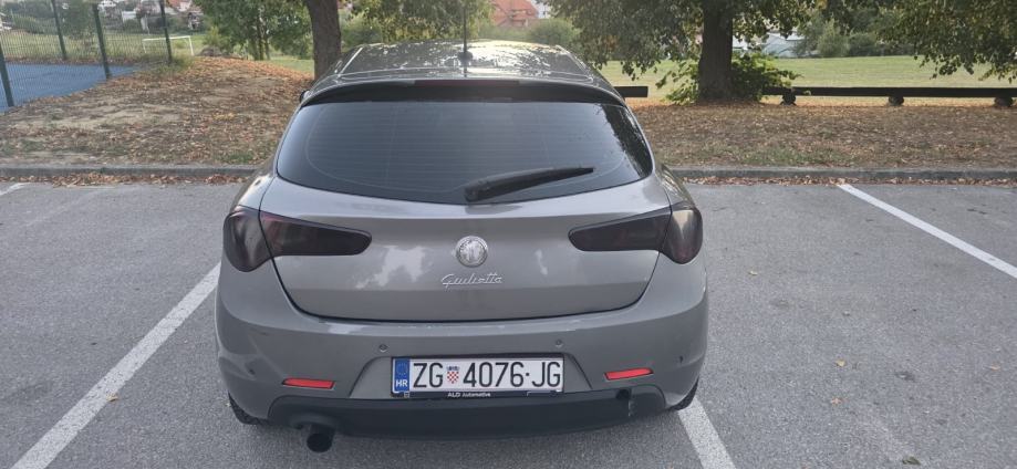 Alfa Romeo Giulietta 1,6 Jtd . Reg 06/27 Povoljno, fotografija 12