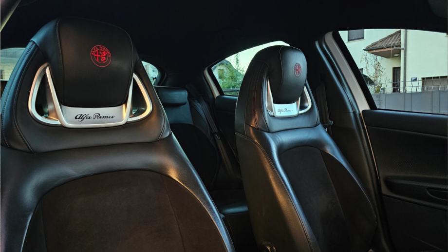 Alfa Romeo Giulietta 1.6 JTDm TCT Super Sportiva, fotografija 11