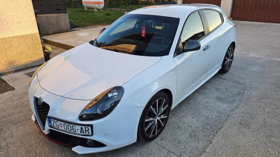 Alfa Romeo Giulietta 1.6 JTDm TCT Super Sportiva, fotografija 3
