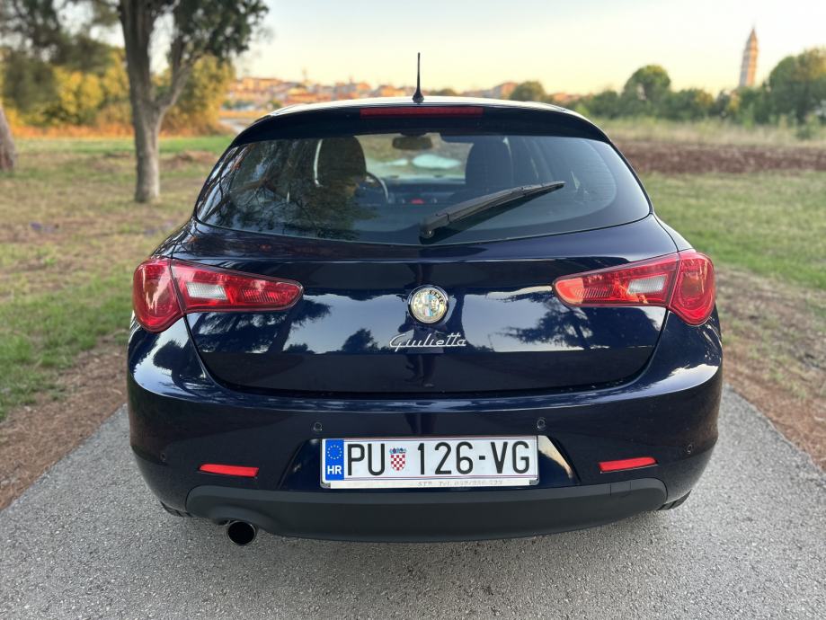 Alfa Romeo Giulietta 1,6 JTDm DISEL, fotografija 4