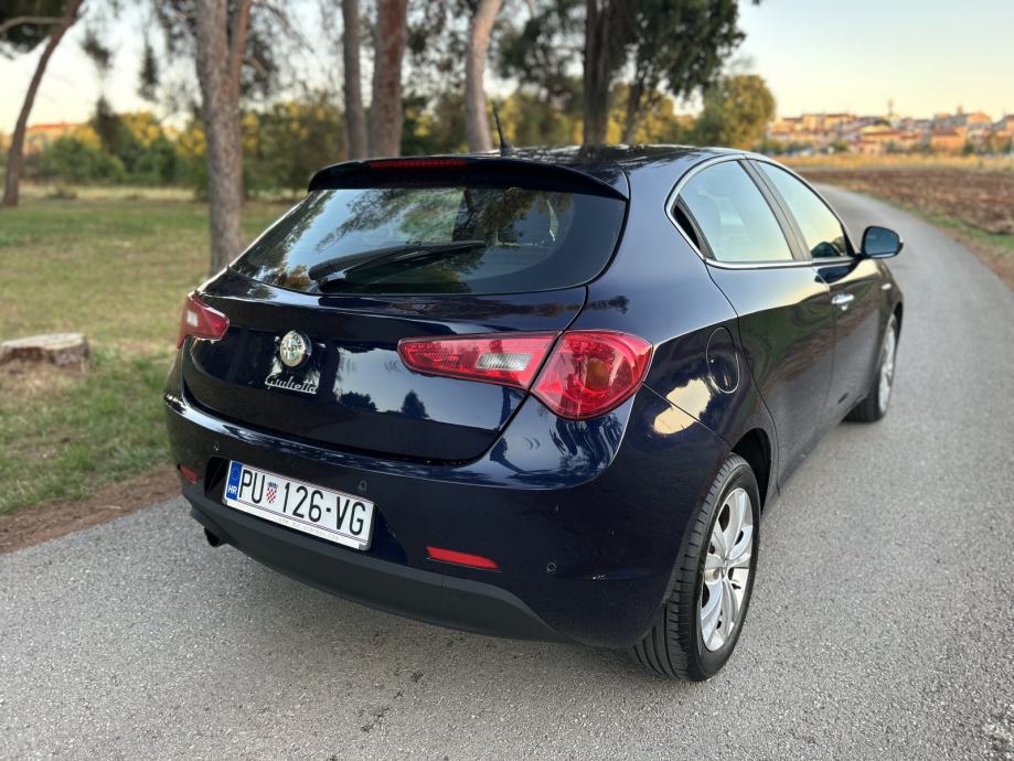 Alfa Romeo Giulietta 1,6 JTDm DISEL, fotografija 6