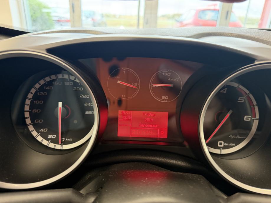 Alfa Romeo Giulietta 2.0 JTD,AUTOMATIK,FULL OPREMA, fotografija 11