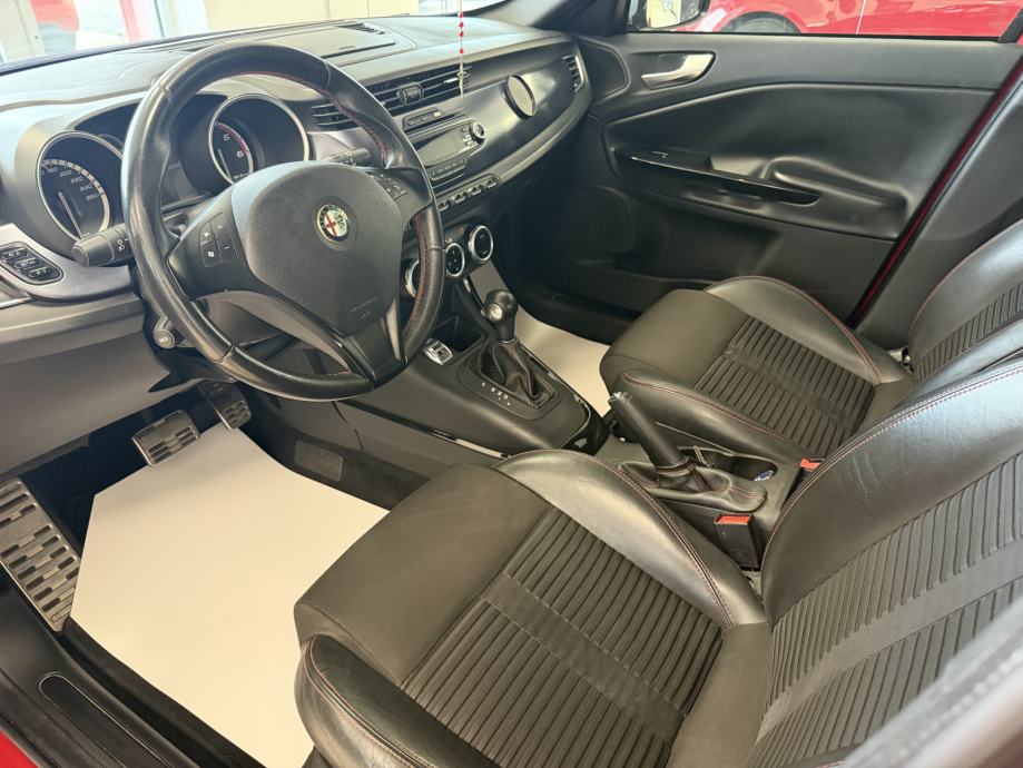 Alfa Romeo Giulietta 2.0 JTD,AUTOMATIK,FULL OPREMA, fotografija 7