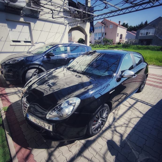 Alfa Romeo Giulietta 2,0, fotografija 5