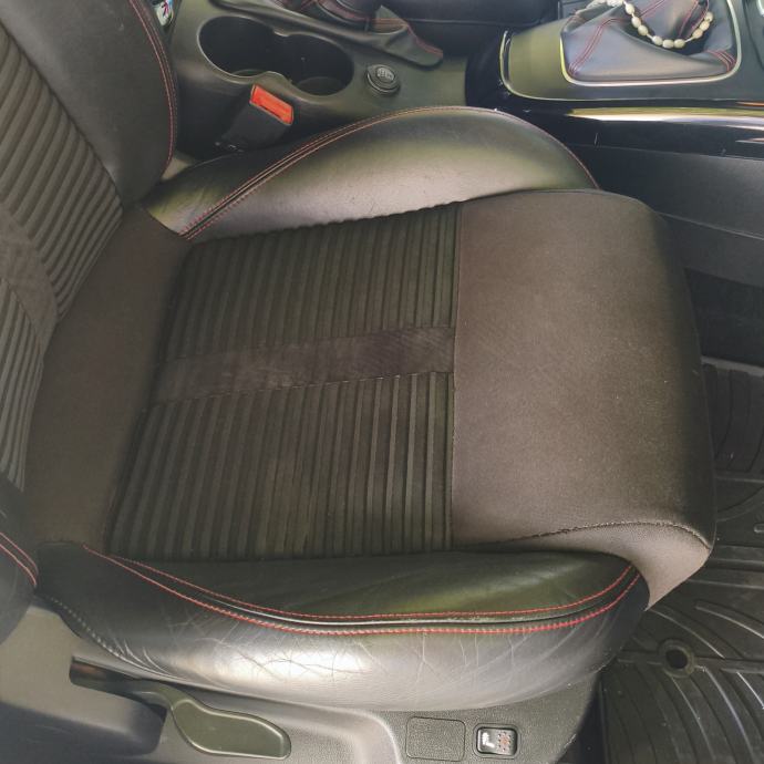 Alfa Romeo Giulietta 2,0, fotografija 12