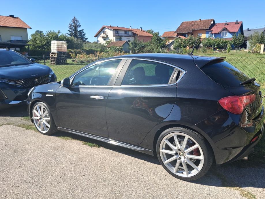 Alfa Romeo Giulietta 2,0 Sportiva QV! ATRAKTIVAN!, fotografija 5