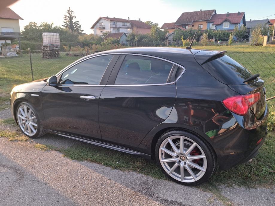 Alfa Romeo Giulietta 2,0 Sportiva QV! ATRAKTIVAN!, fotografija 7