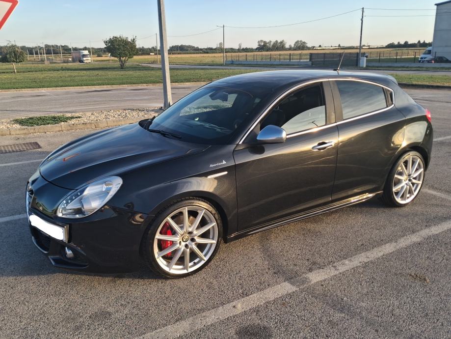 Alfa Romeo Giulietta 2,0 Sportiva QV! ATRAKTIVAN!, fotografija 9