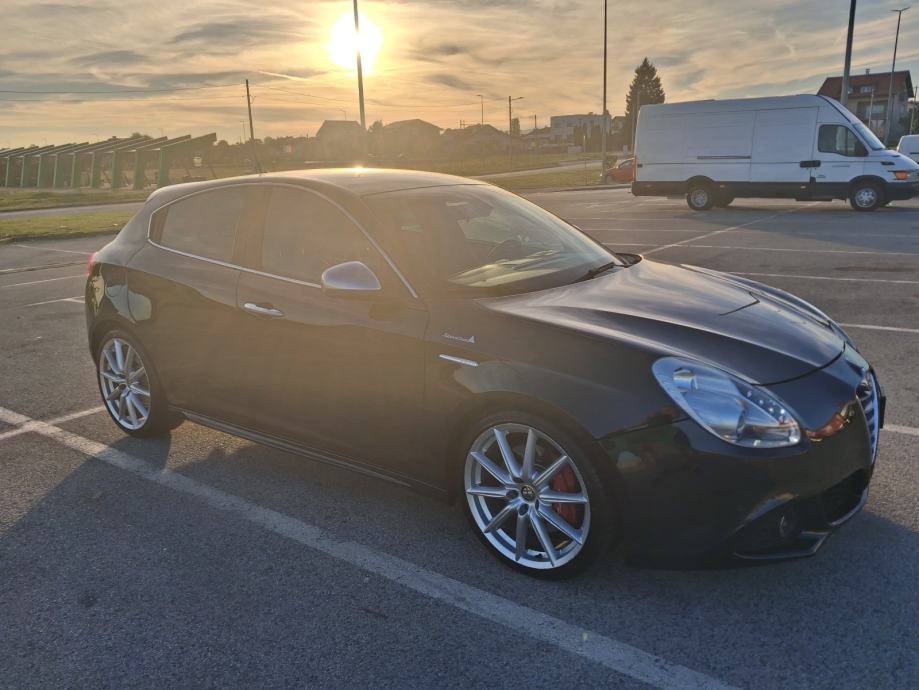 Alfa Romeo Giulietta 2,0 Sportiva QV! ATRAKTIVAN!, fotografija 11