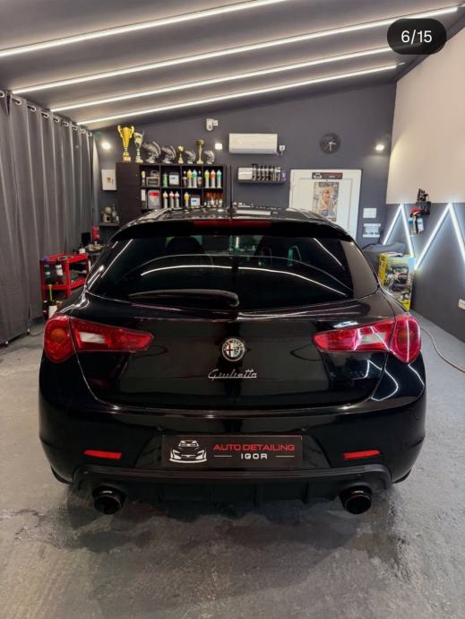 Alfa Romeo Giulietta 2,0jtdm XENON/NAVI/PANORAMA, fotografija 6