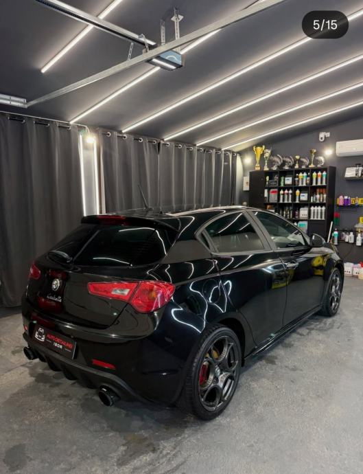 Alfa Romeo Giulietta 2,0jtdm XENON/NAVI/PANORAMA, fotografija 5