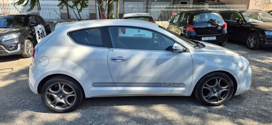 Alfa Romeo MiTo 1,3 JTDM/1. lak, fotografija 5