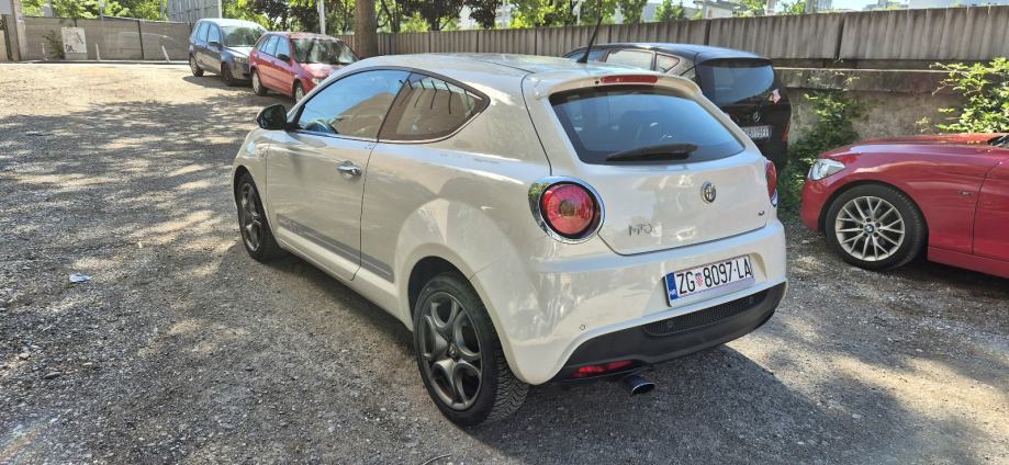 Alfa Romeo MiTo 1,3 JTDM/1. lak, fotografija 7