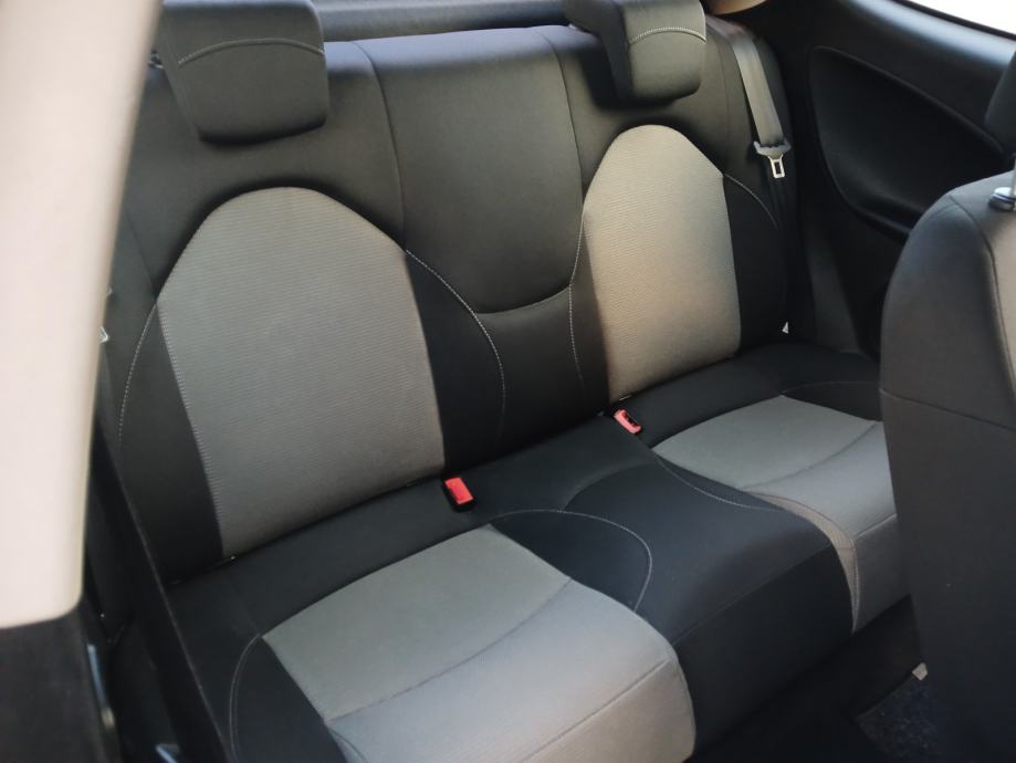 Alfa Romeo MiTo 1,3 JTDM-PERLA CRNA-IZVRSNO STANJE-NAVI-reg 04/2027, fotografija 16