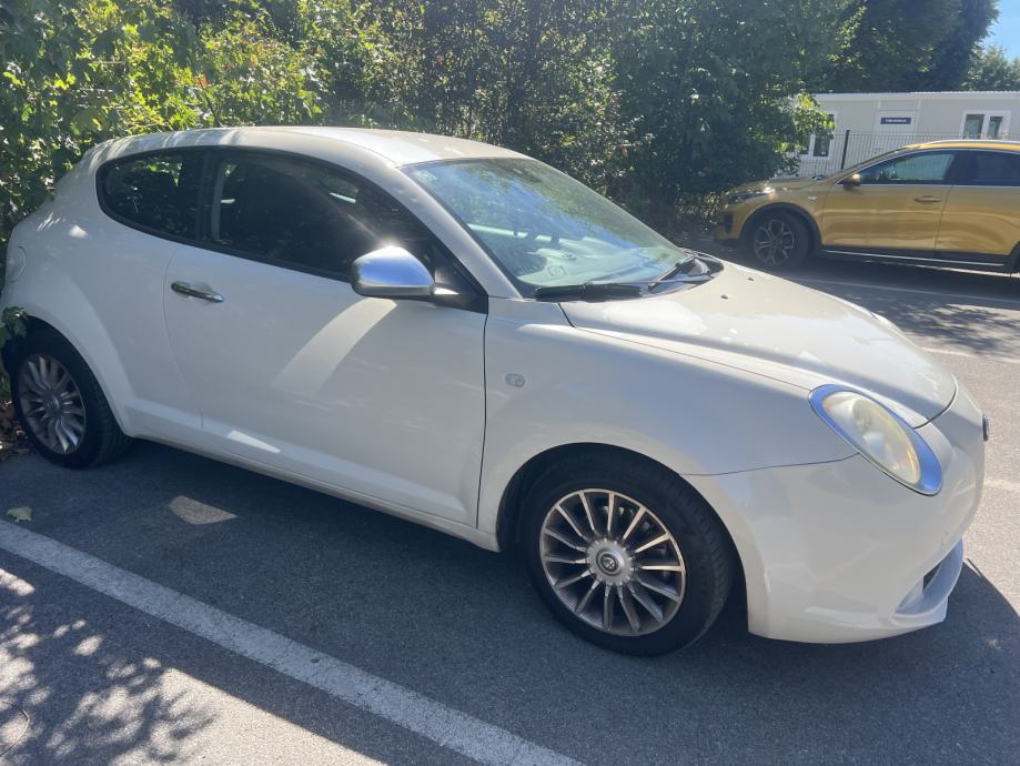 Alfa Romeo MiTo 1,3, fotografija 2