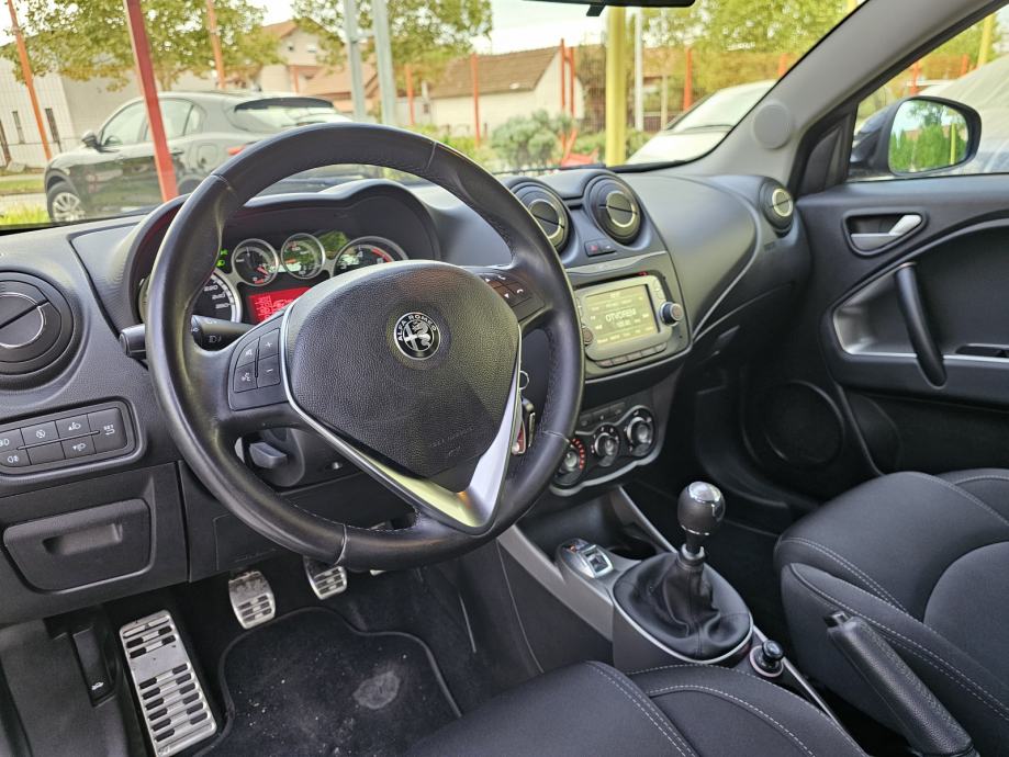 ALFA*ROMEO*MITO*2016.g*1.3 JTDM-95KS*DNA*PROGRESSION*alu"17**5990e**, fotografija 18