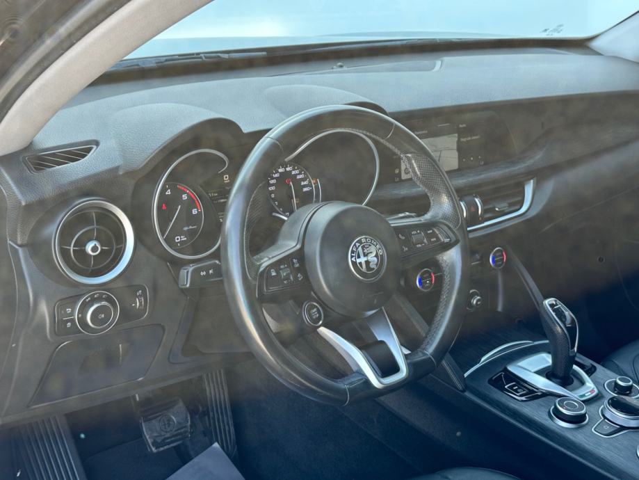 Alfa Romeo Stelvio 2.2 BUSINESS | 24MJ JAMSTVA | U PDV-U, fotografija 7