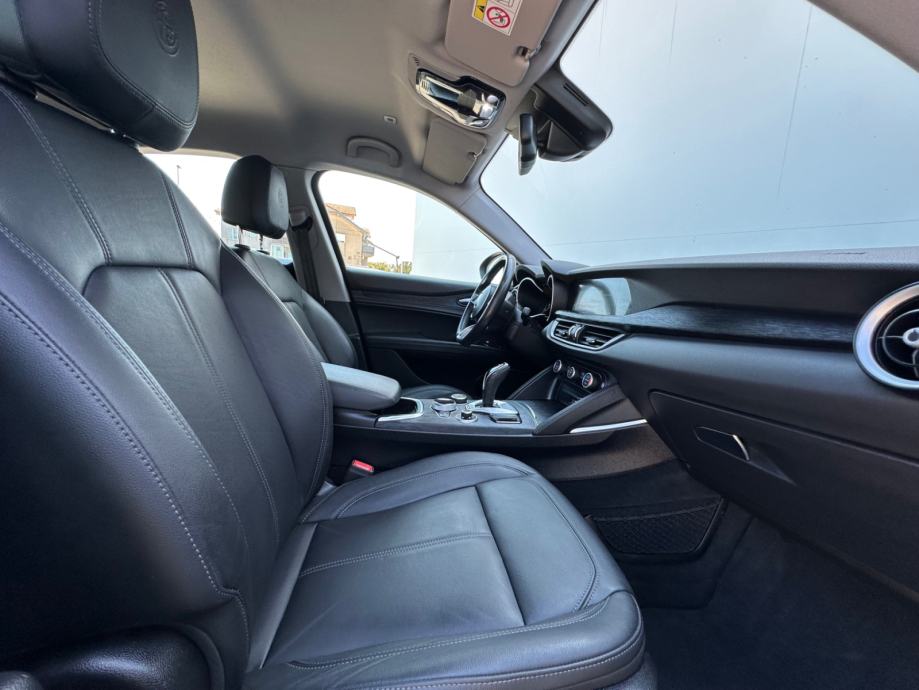 Alfa Romeo Stelvio 2.2 BUSINESS | 24MJ JAMSTVA | U PDV-U, fotografija 15