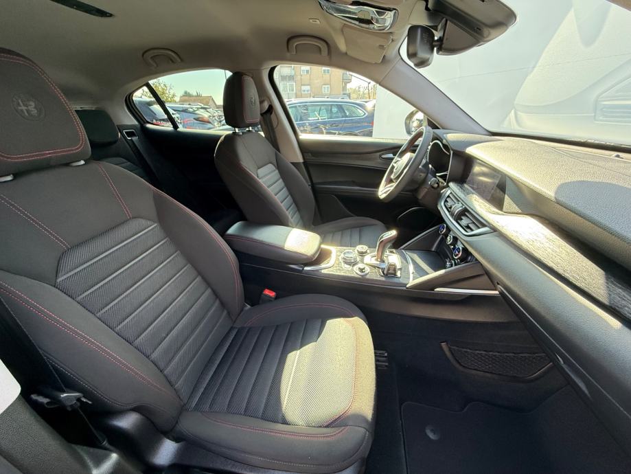 ALFA ROMEO STELVIO 2.2 BUSINESS AT8 Q4 | 24 MJ JAMSTVA | U PDV-U, fotografija 15