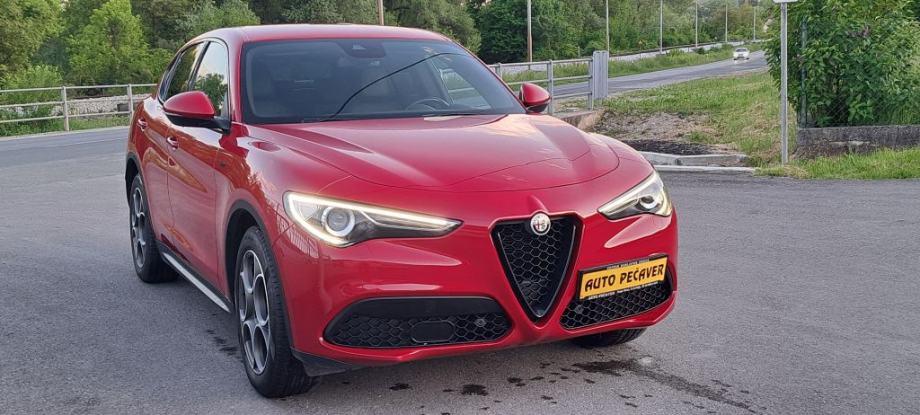 Alfa Romeo Stelvio 2,2 D Automatic Sprint, fotografija 2