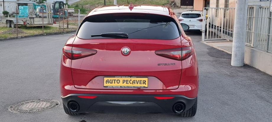 Alfa Romeo Stelvio 2,2 D Automatic Sprint, fotografija 7