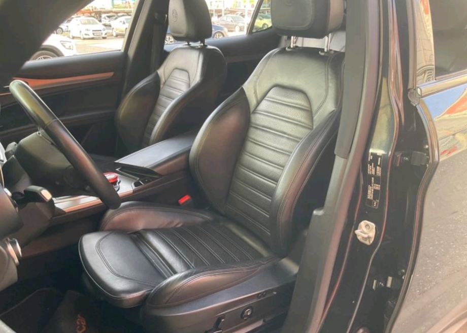 Alfa Romeo Stelvio 2,2 jtd Q4 210, fotografija 11