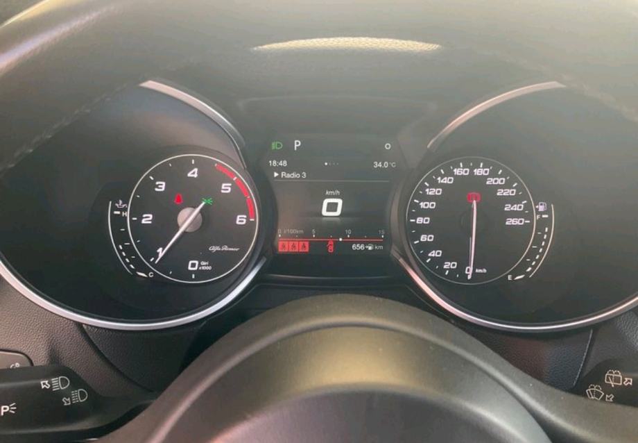 Alfa Romeo Stelvio 2,2 jtd Q4 210, fotografija 13