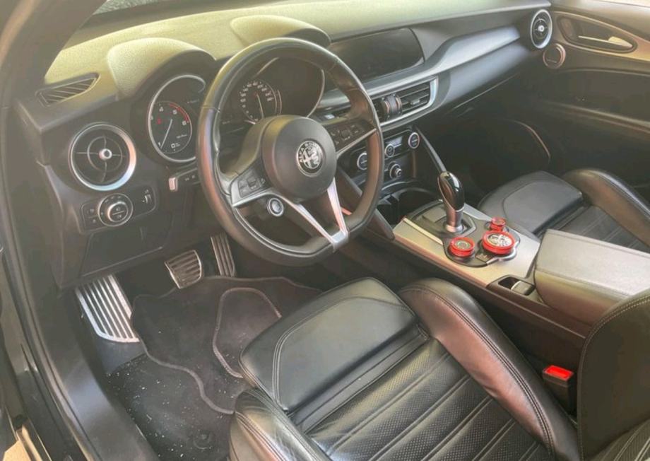 Alfa Romeo Stelvio 2,2 jtd Q4 210, fotografija 10