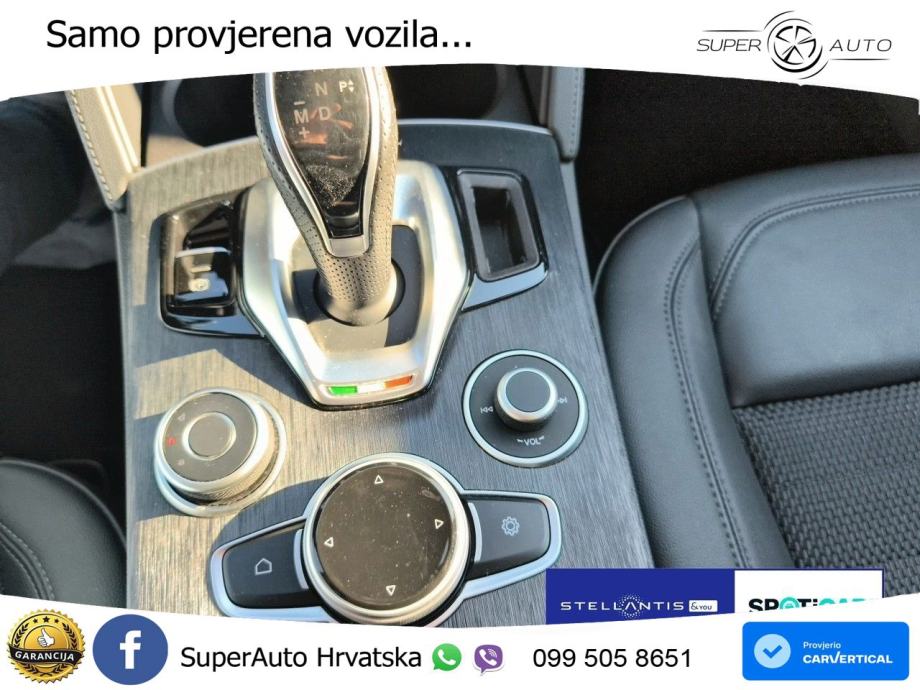 Alfa Romeo Stelvio 2.2 MultiJet II (210 KS) Q4 Automatic LED+ACC, fotografija 17