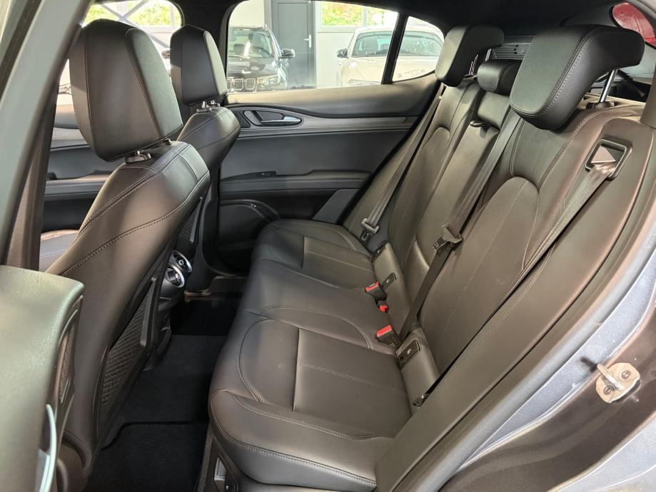 Alfa Romeo Stelvio 2,2 * RJEŠAVAMO LEASING *, fotografija 12