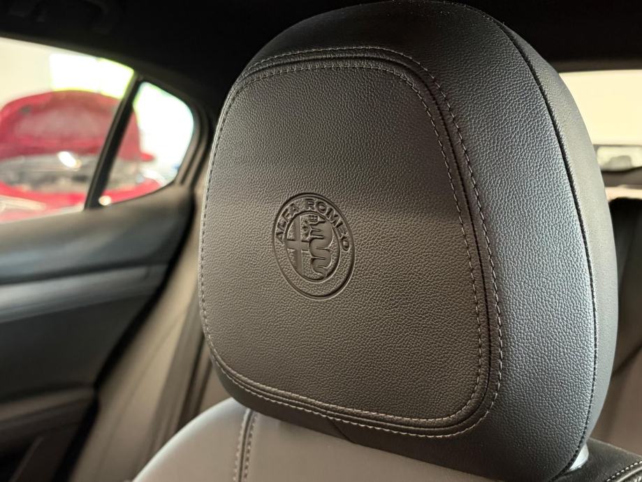 Alfa Romeo Stelvio 2,2 * RJEŠAVAMO LEASING *, fotografija 13