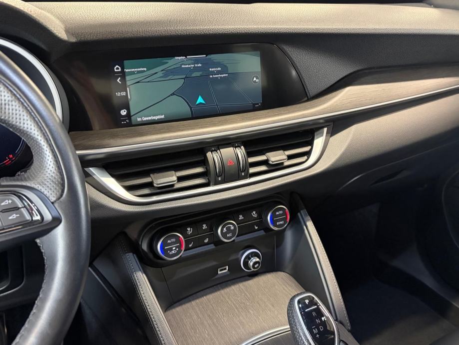 Alfa Romeo Stelvio 2,2 * RJEŠAVAMO LEASING *, fotografija 16