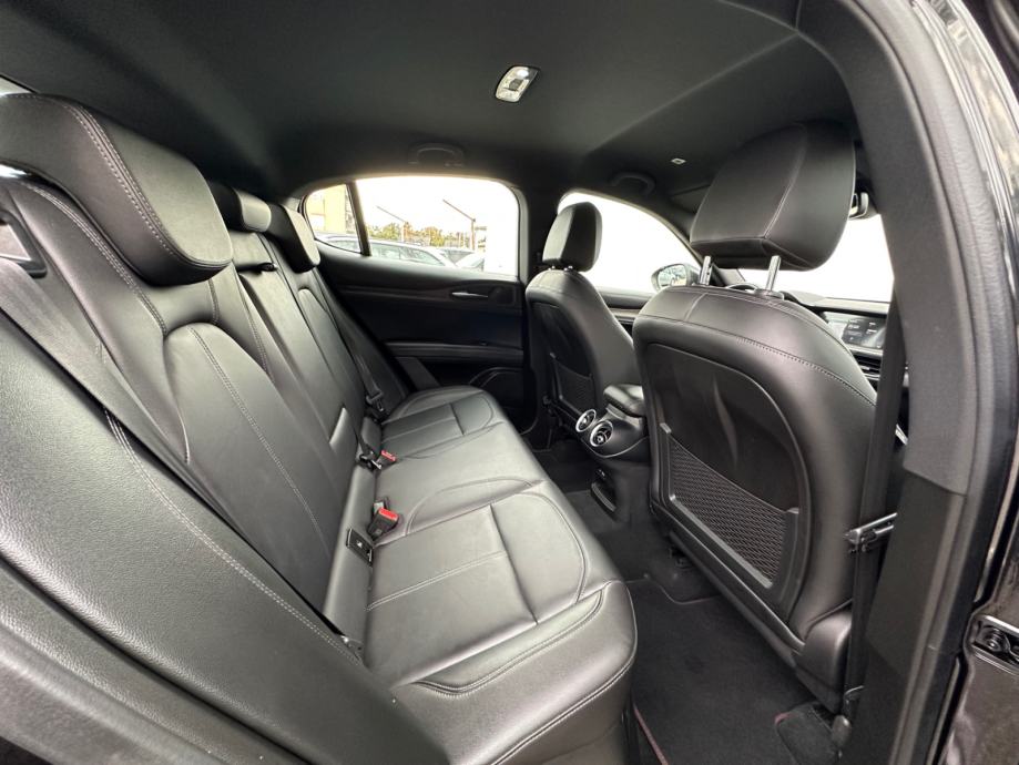 Alfa Romeo Stelvio 2.2 TD AT8 Q4 | 24MJ JAMSTVA | U PDV-U, fotografija 17