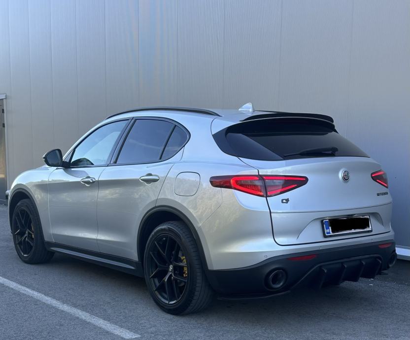 ALFA ROMEO STELVIO Q4, 2.2 D, 210 KS VELOCE / AUTOMATIK / KAMERA / TOP, fotografija 4