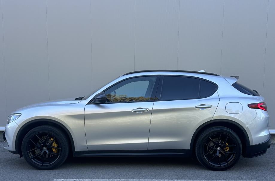 ALFA ROMEO STELVIO Q4, 2.2 D, 210 KS VELOCE / AUTOMATIK / KAMERA / TOP, fotografija 7