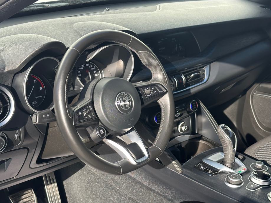Alfa Romeo Stelvio Q4 2,2 Diesel 190 Super | 24MJ JAMSTVA | U PDV-U, fotografija 7